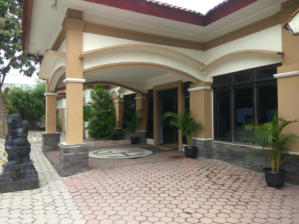 Graha Hotel Sragen Exteriér fotografie